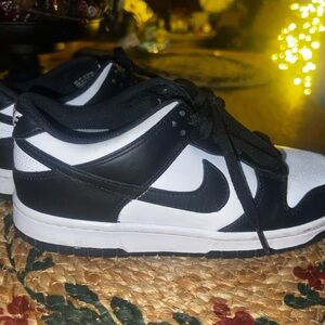 Nike Kids Black and White Sneakers